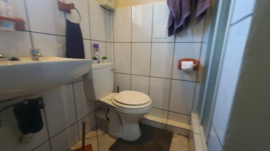 4 Bedroom Property for Sale in Geelhoutpark North West